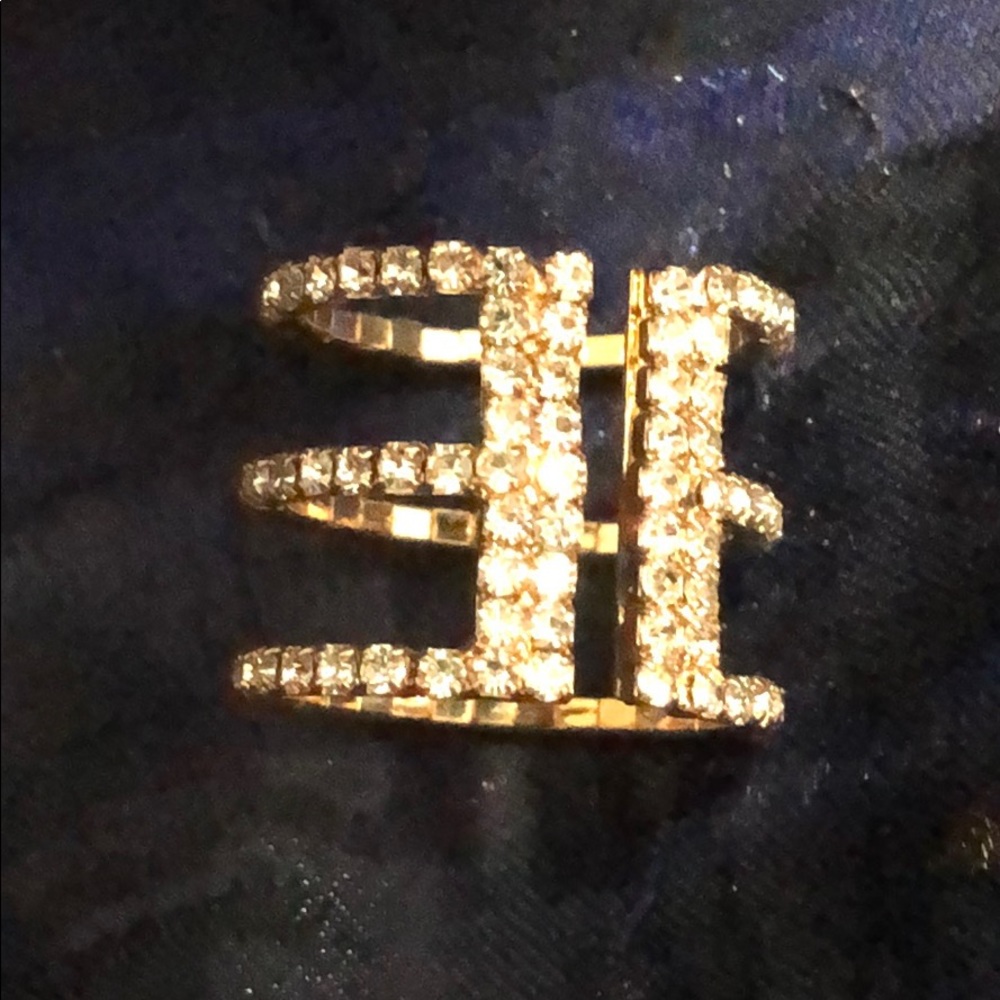 Flexible Rhinestone and Gold Tone Ring